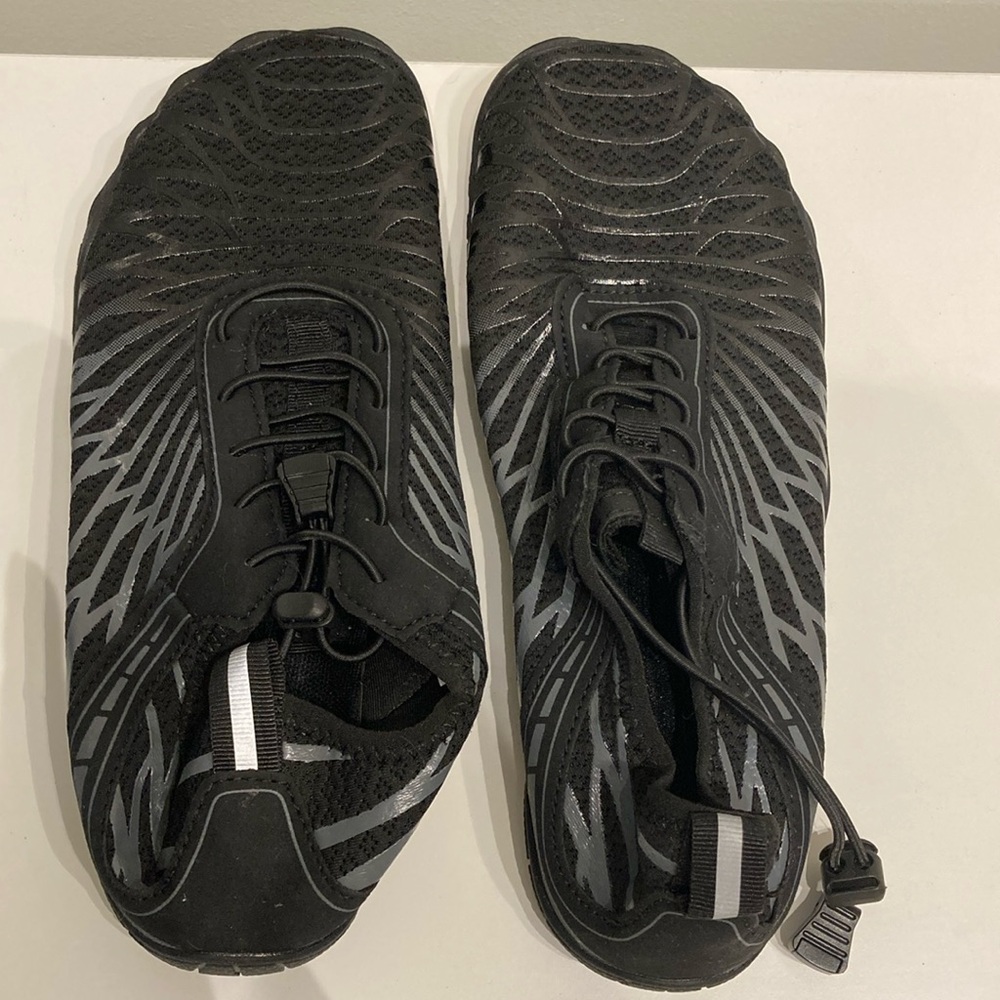 Black and Grey Walking Swimming Shoes